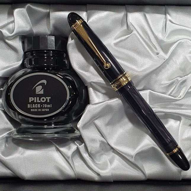 Pilot Custom 823 Black GT Fountain Pen
