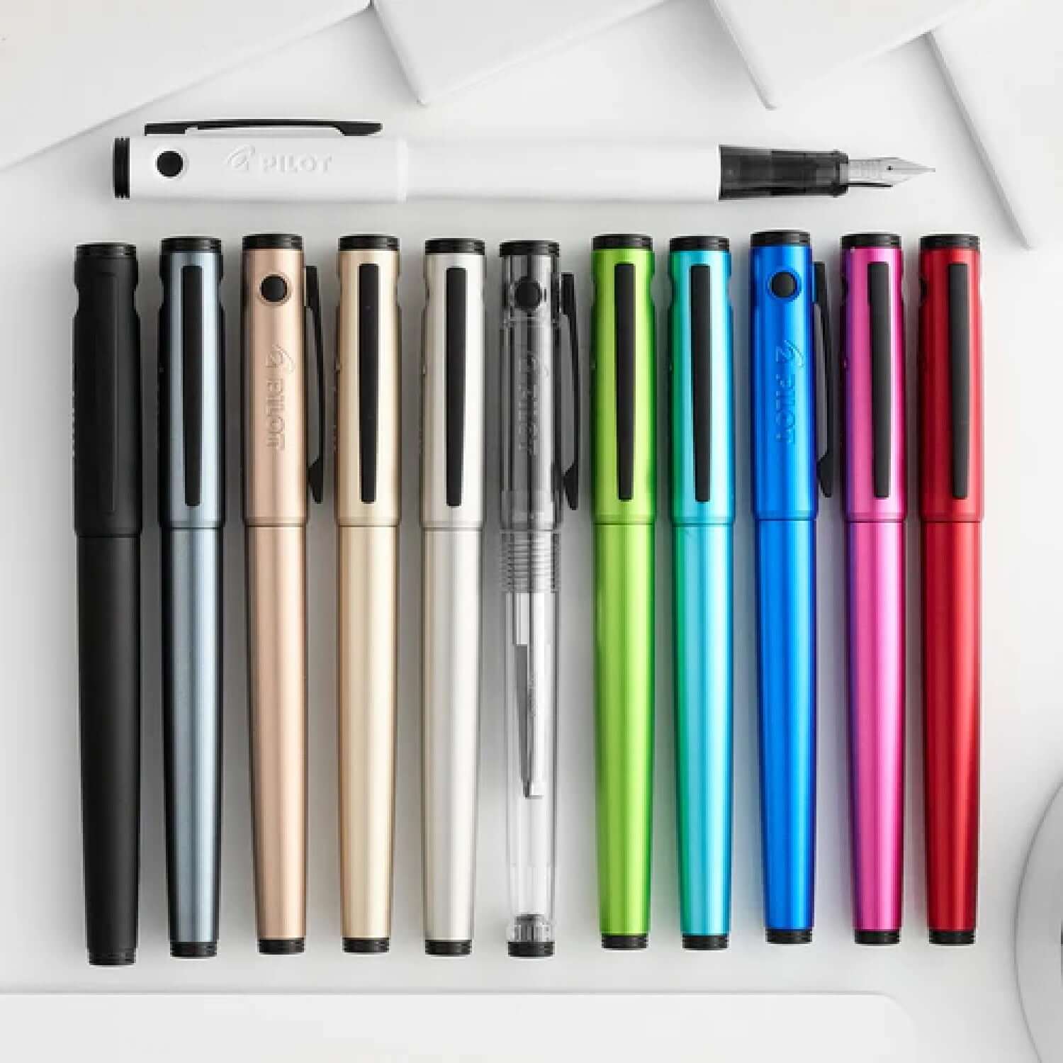 Pilot Explorer Fountain Pen - Sleek Design & Smooth Writing