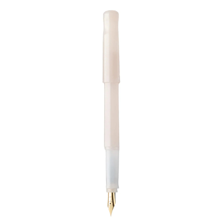 Pilot Kakuno Madoromi Fountain Pen PFKA1 with a clear body and a gold nib for smooth writing.
