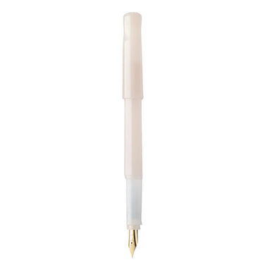 Pilot Kakuno Madoromi Fountain Pen PFKA1 with a clear body and a gold nib for smooth writing.