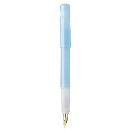 Pilot Kakuno Madoromi Fountain Pen PFKA1 in light blue featuring a gold nib and ergonomic design.