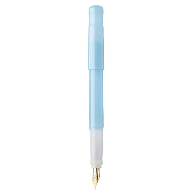 Pilot Kakuno Madoromi Fountain Pen PFKA1 in light blue featuring a gold nib and ergonomic design.